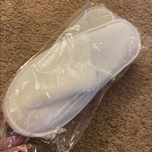 NEW Plush Luxury Hotel Slippers